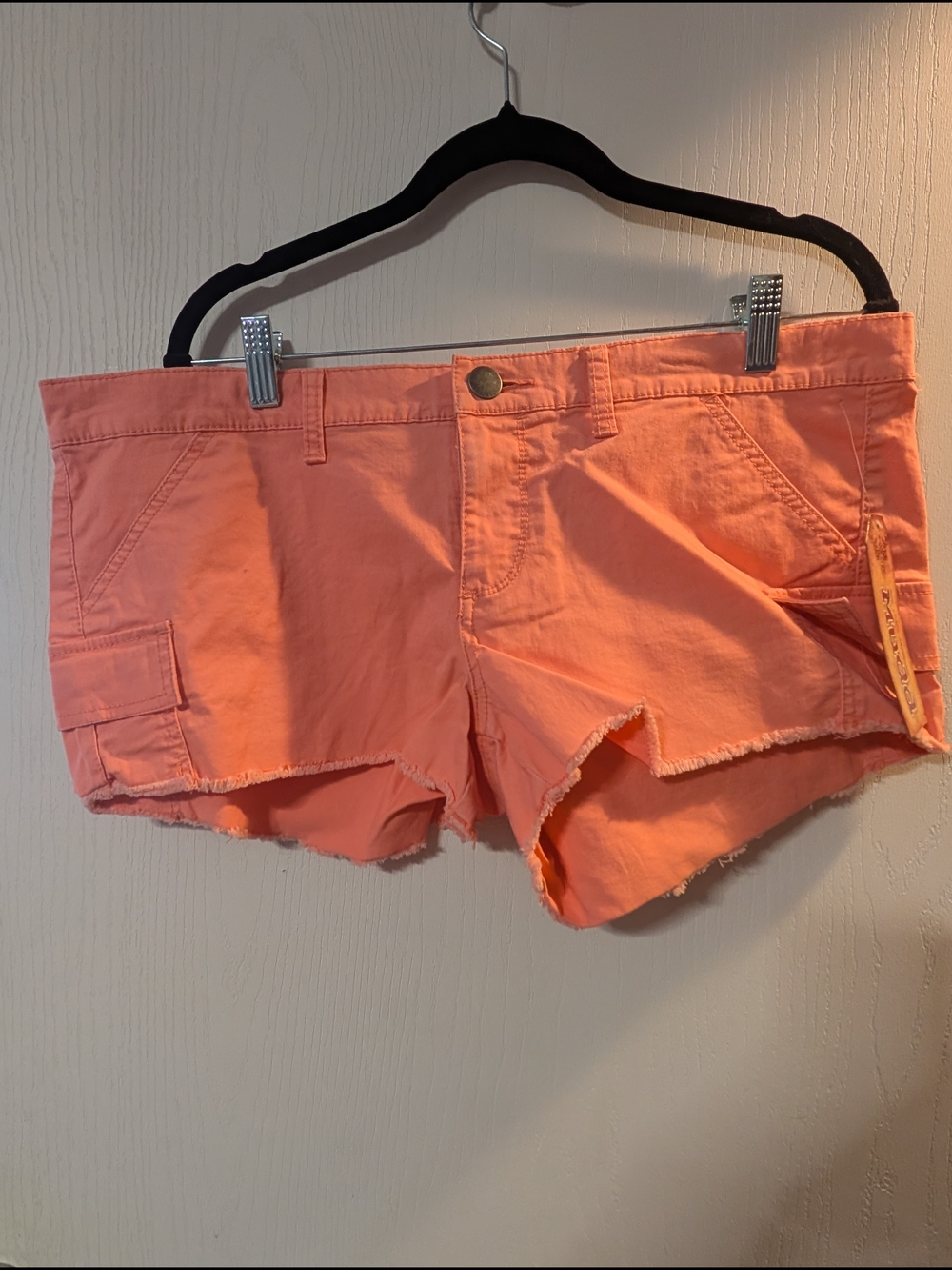 Mudd Coral Cargo Cutoff Shorts (B118)